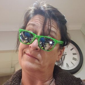 Meet your Posher, Juli